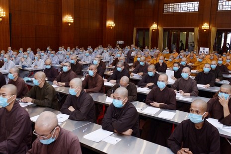 Gần 900 Giới tử Đại giới đàn Huệ Hưng tham gia khảo thí